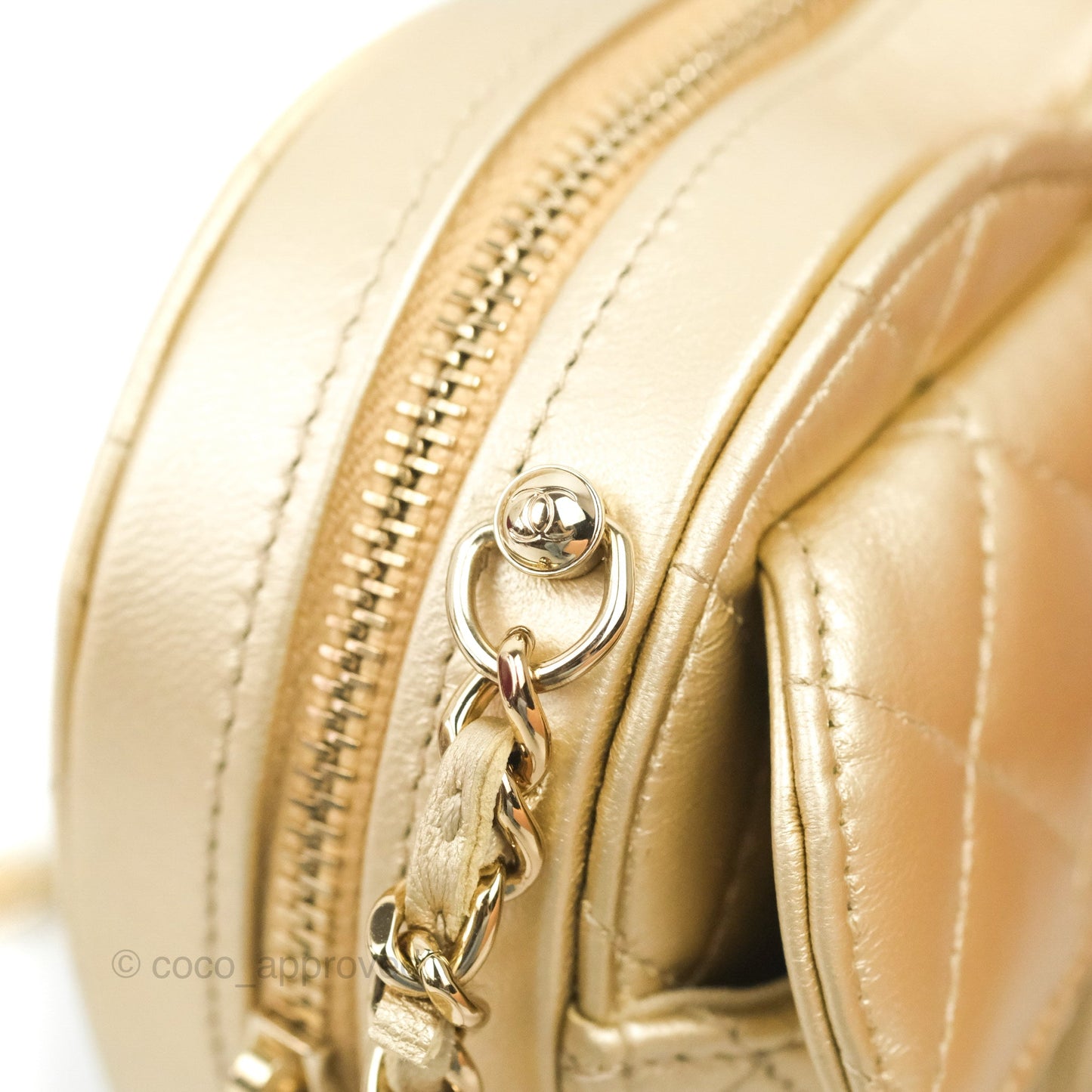 Chanel Small Heart Bag Gold Lambskin Gold Hardware 22S