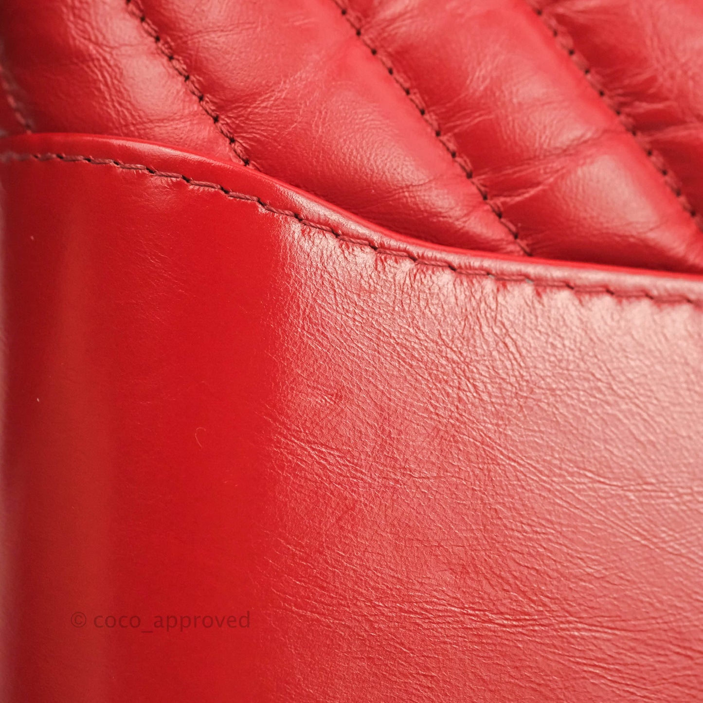 Chanel Chevron Medium Gabrielle Hobo Red Aged Calfskin Mixed Hardware