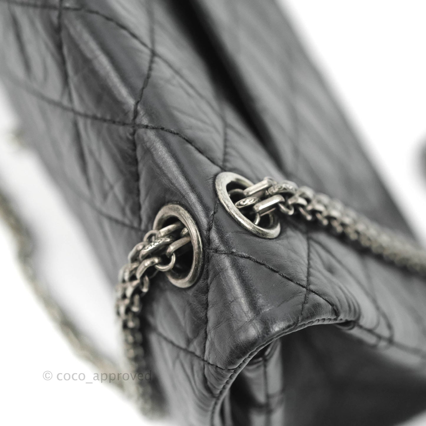Chanel Reissue 226 Quilted Flap Black Aged Calfskin Ruthenium Hardware