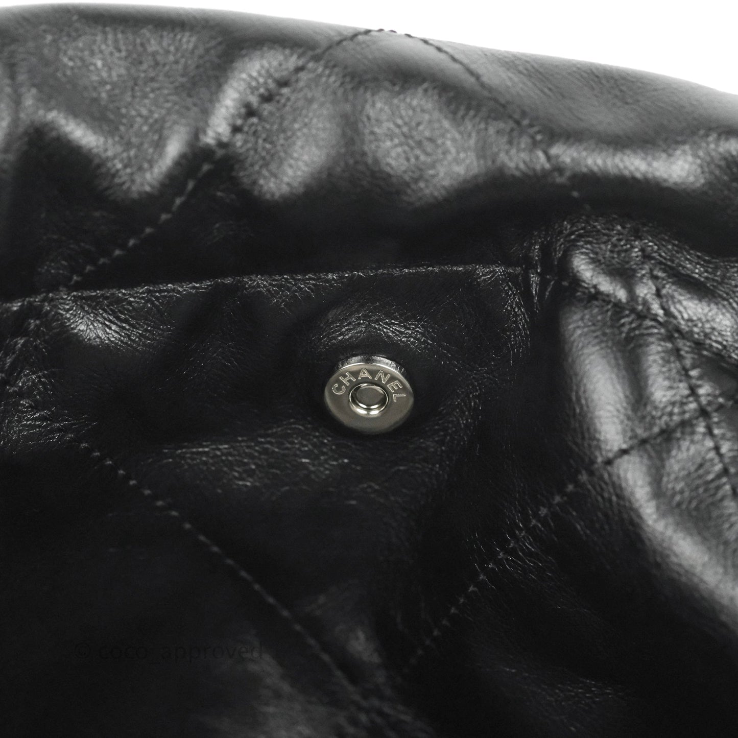 Chanel 22 Bag Black Calfskin So Black Hardware