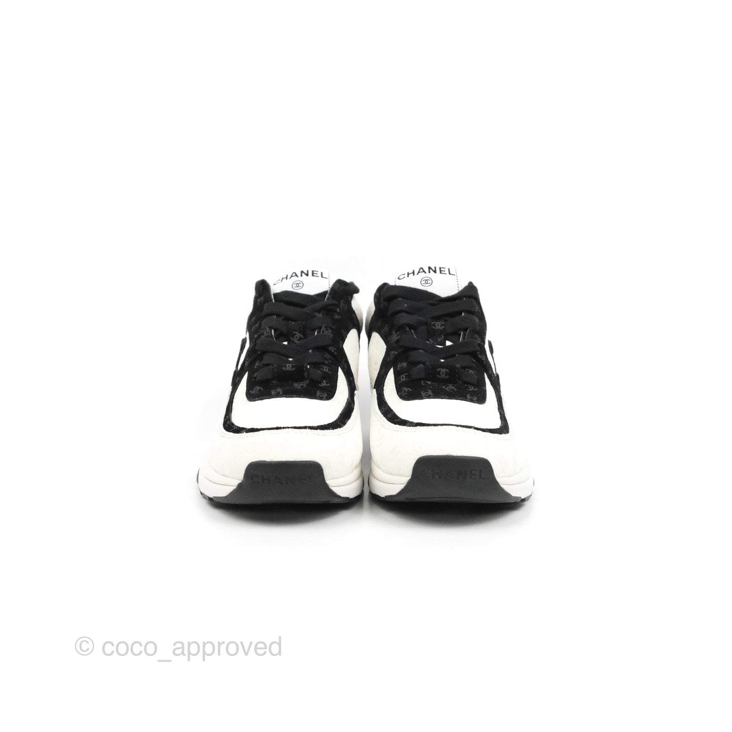 Chanel CC Sneakers Black/White Size 35