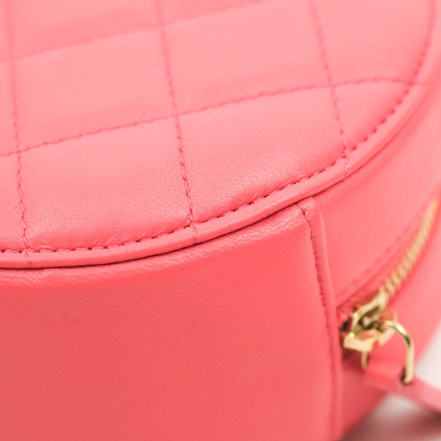 Chanel Quilted Round Pearl Crush Clutch With Chain Pink Lambskin Aged Gold Hardware
