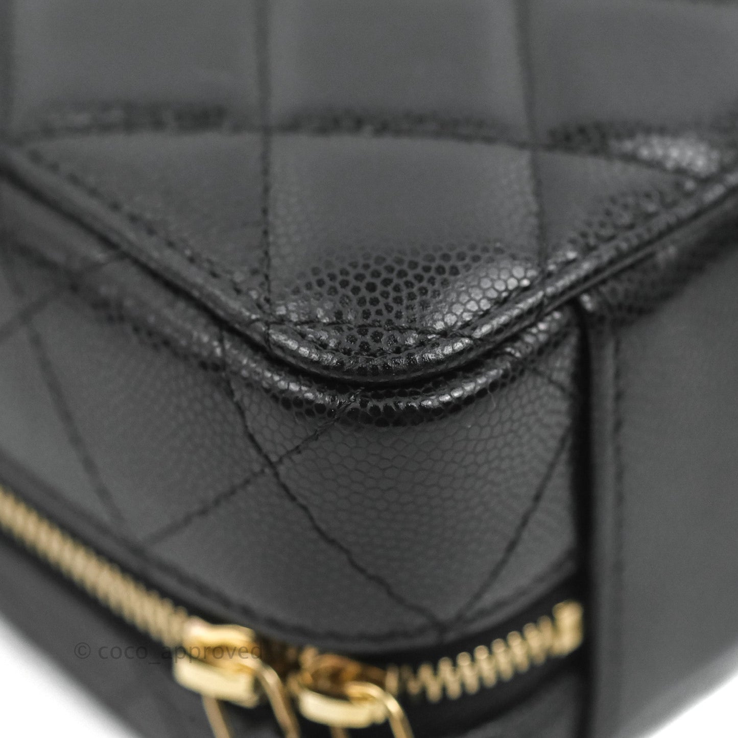 Chanel Quilted Twist Your Buttons Camera Black Caviar Gold Hardware