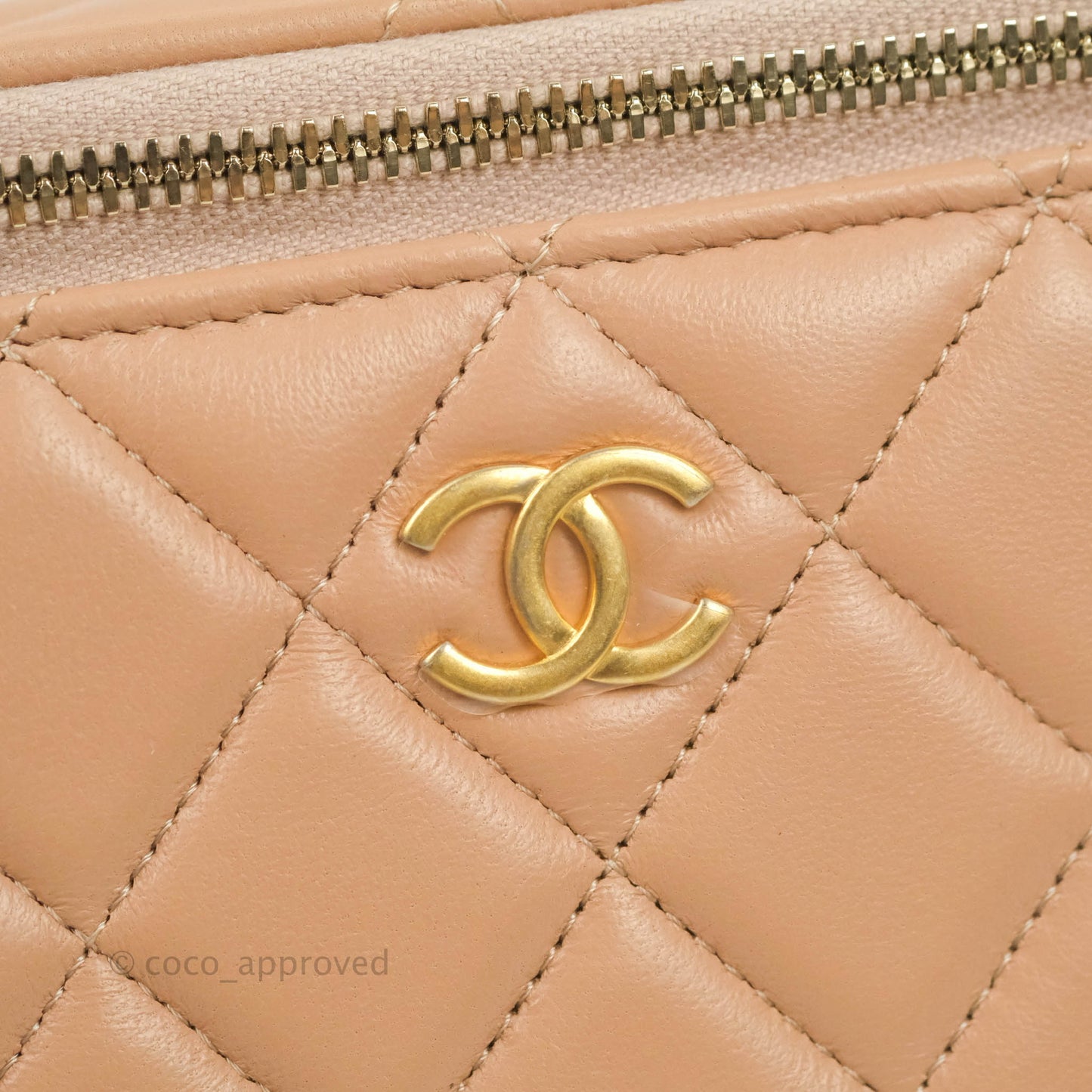 Chanel Vanity Rectangular Top Handle Beige Lambskin Gold Hardware