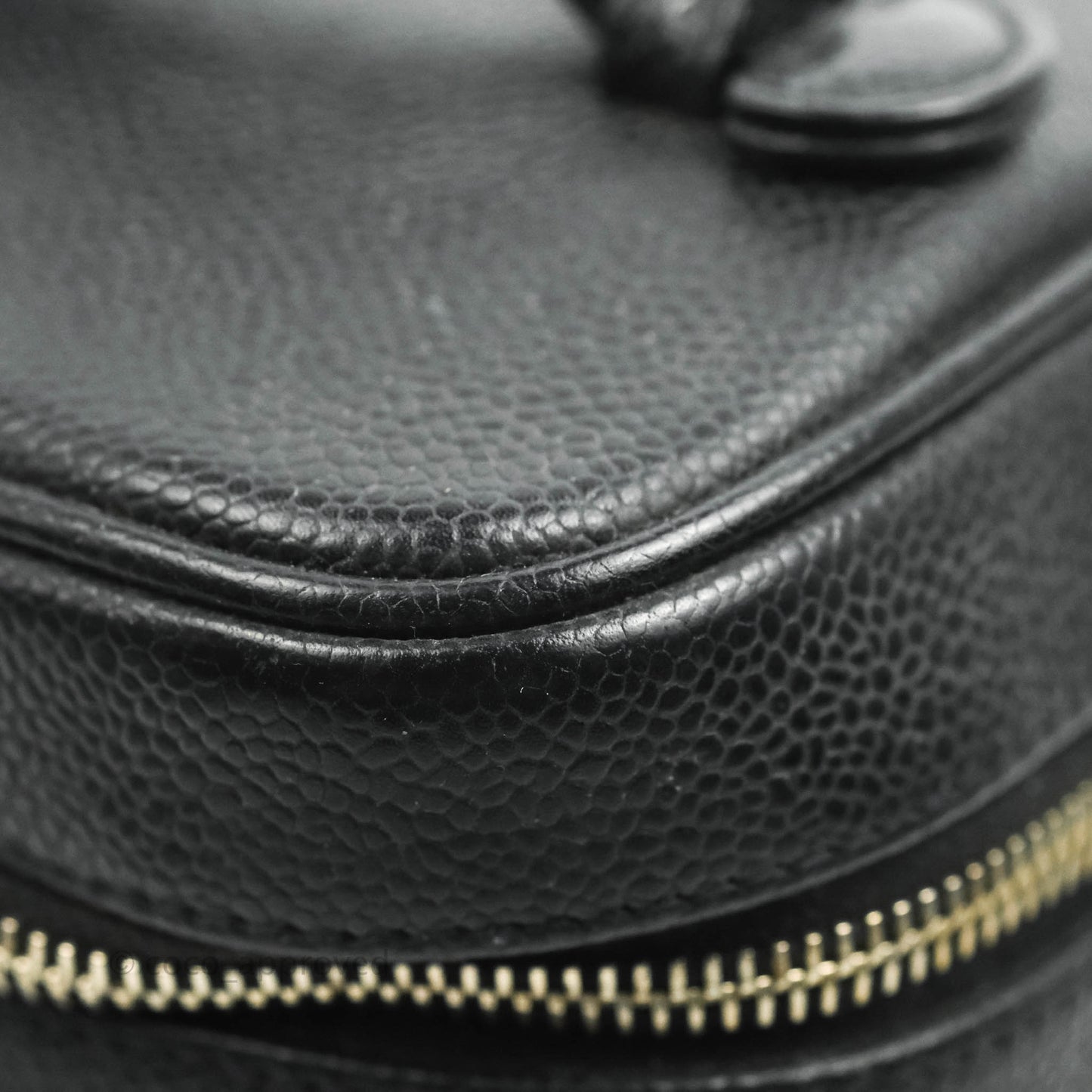 Chanel Vintage Vanity Case Black Caviar Gold Hardware