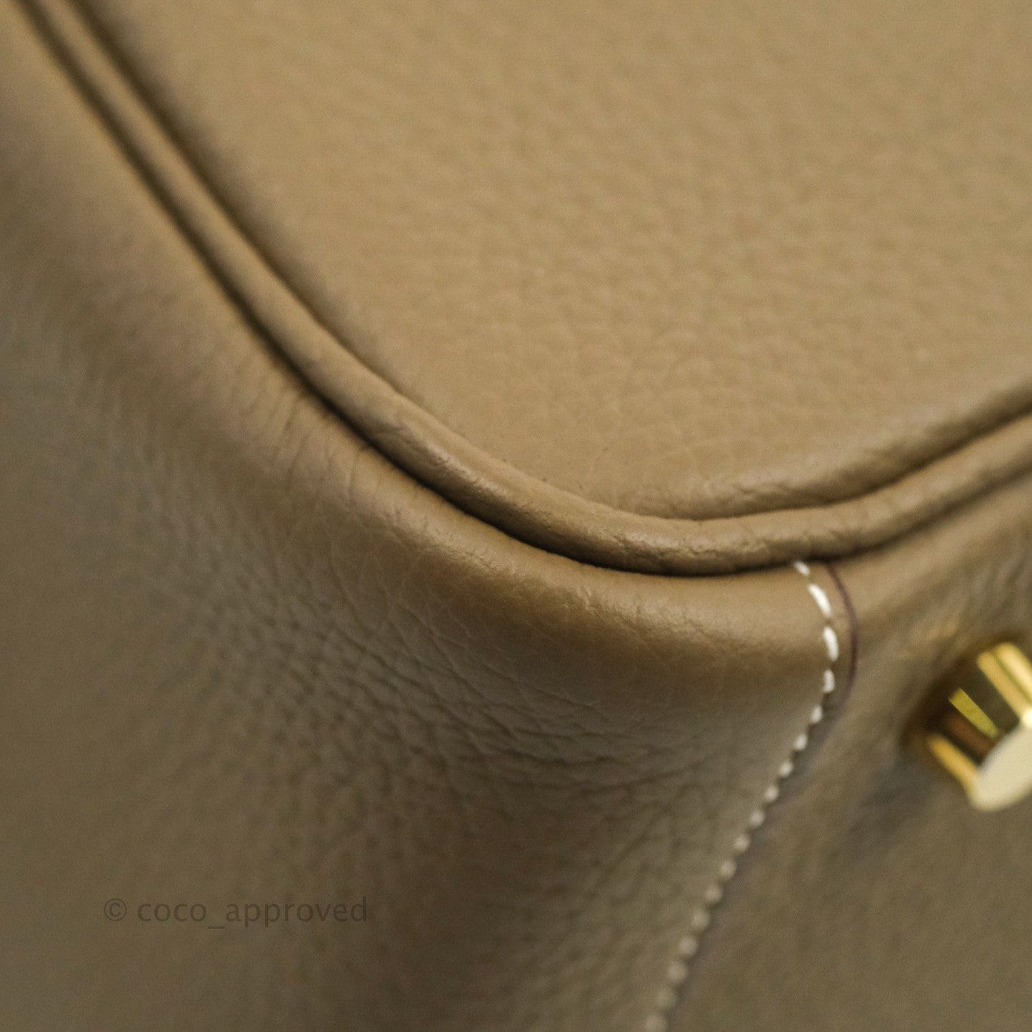 Hermès Lindy 26 Etoupe Gold Hardware