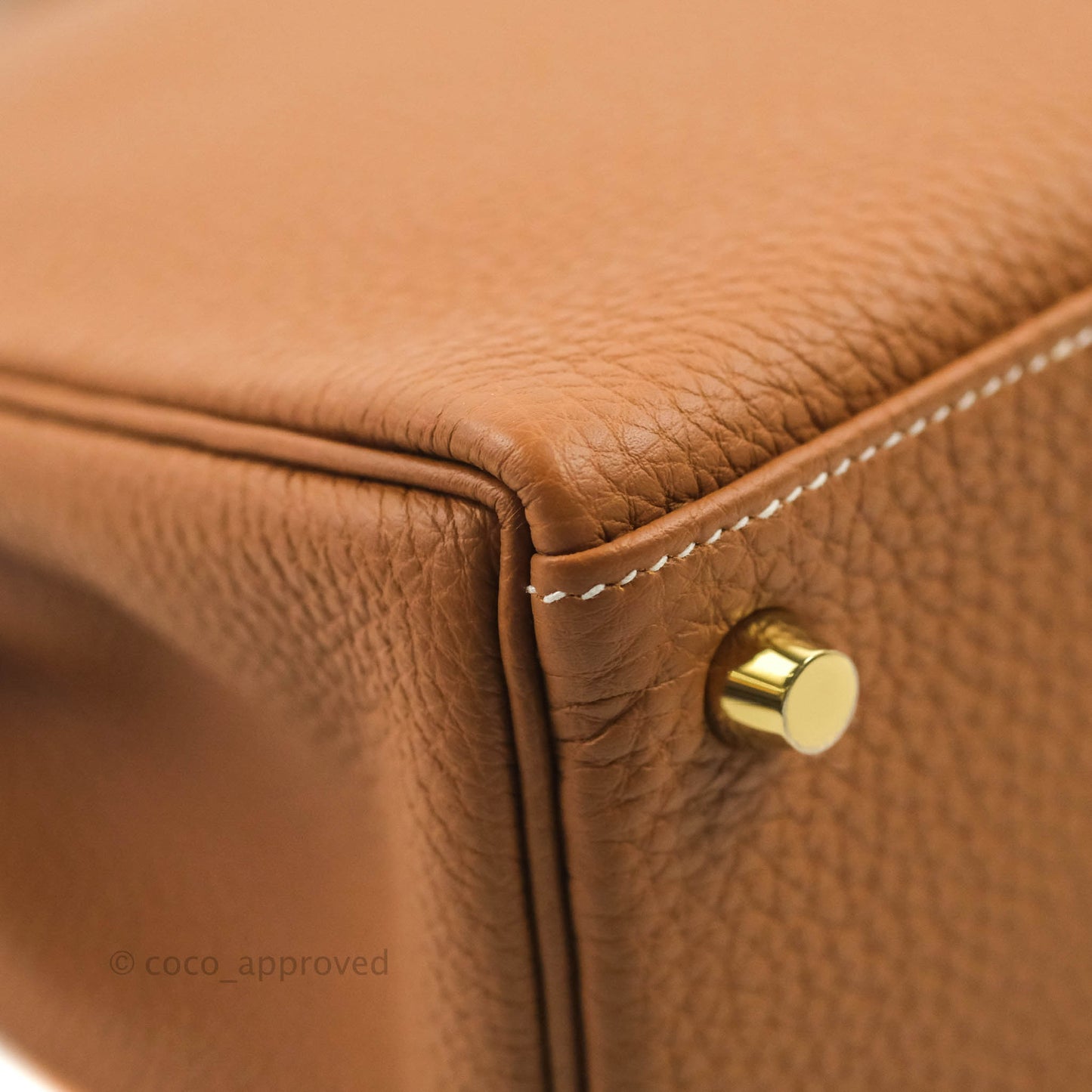 Hermès Retourne Kelly 25 Gold Togo Gold Hardware