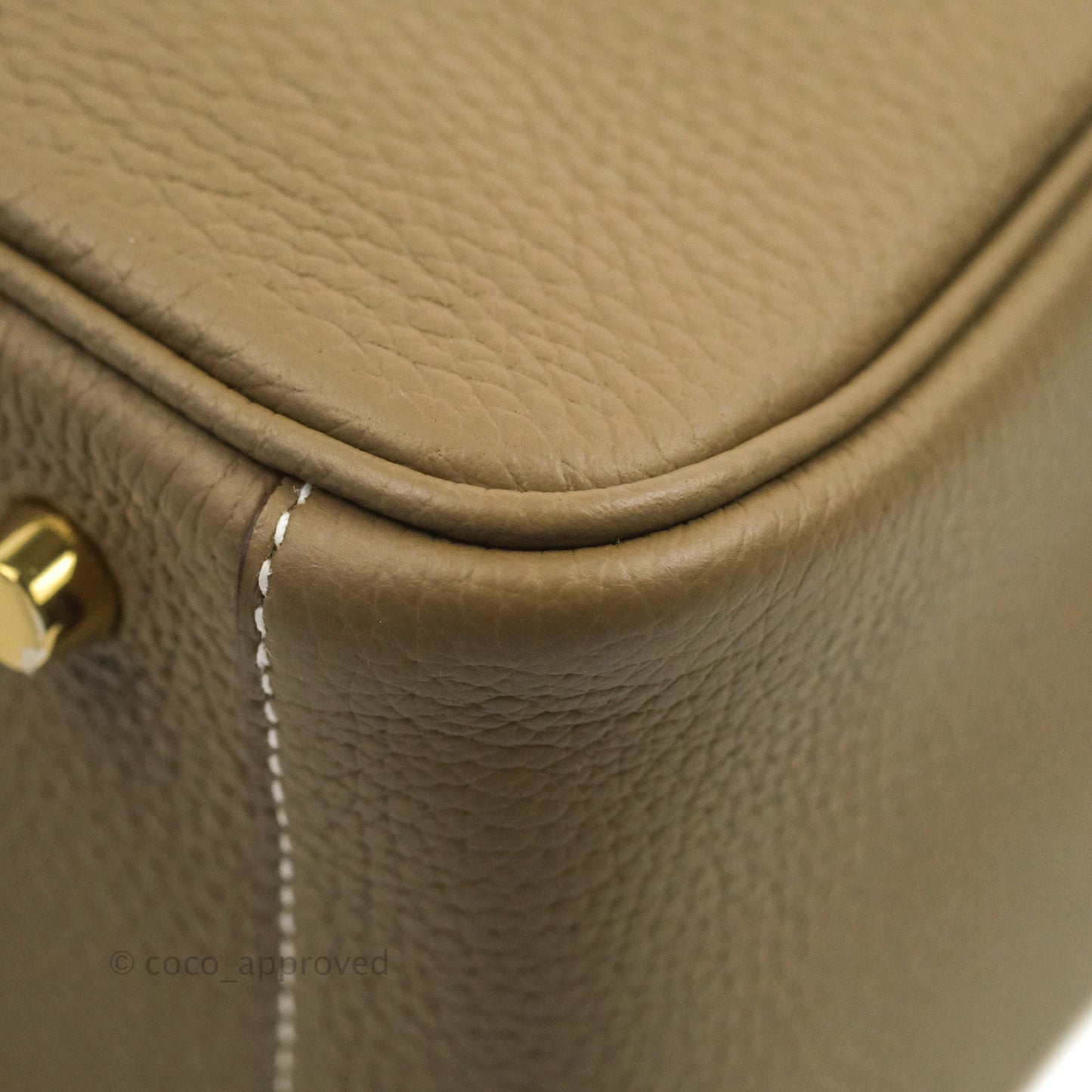 Hermès Lindy 26 Etoupe Gold Hardware