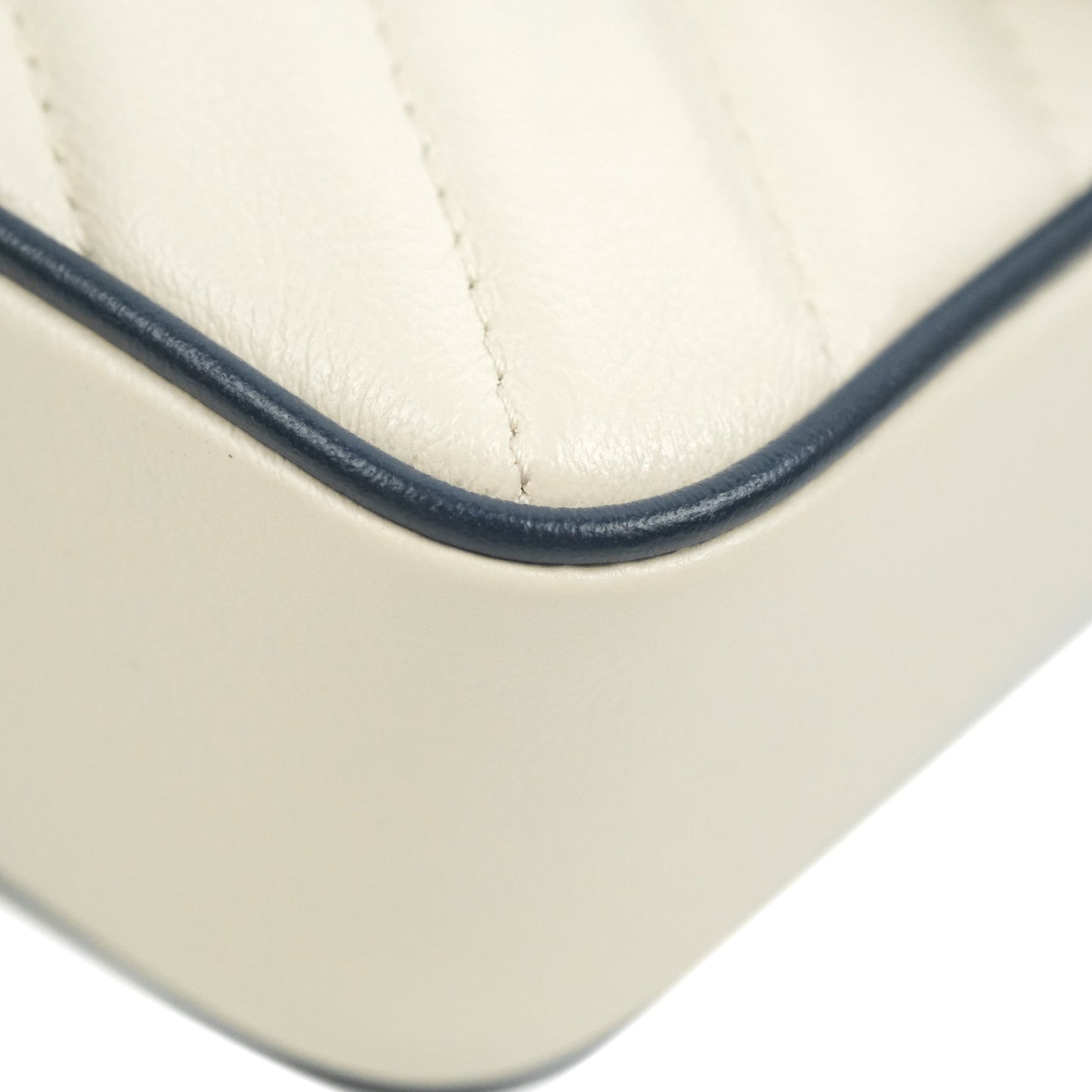 Gucci GG Marmont Matelassé Leather Super Mini Bag Navy White