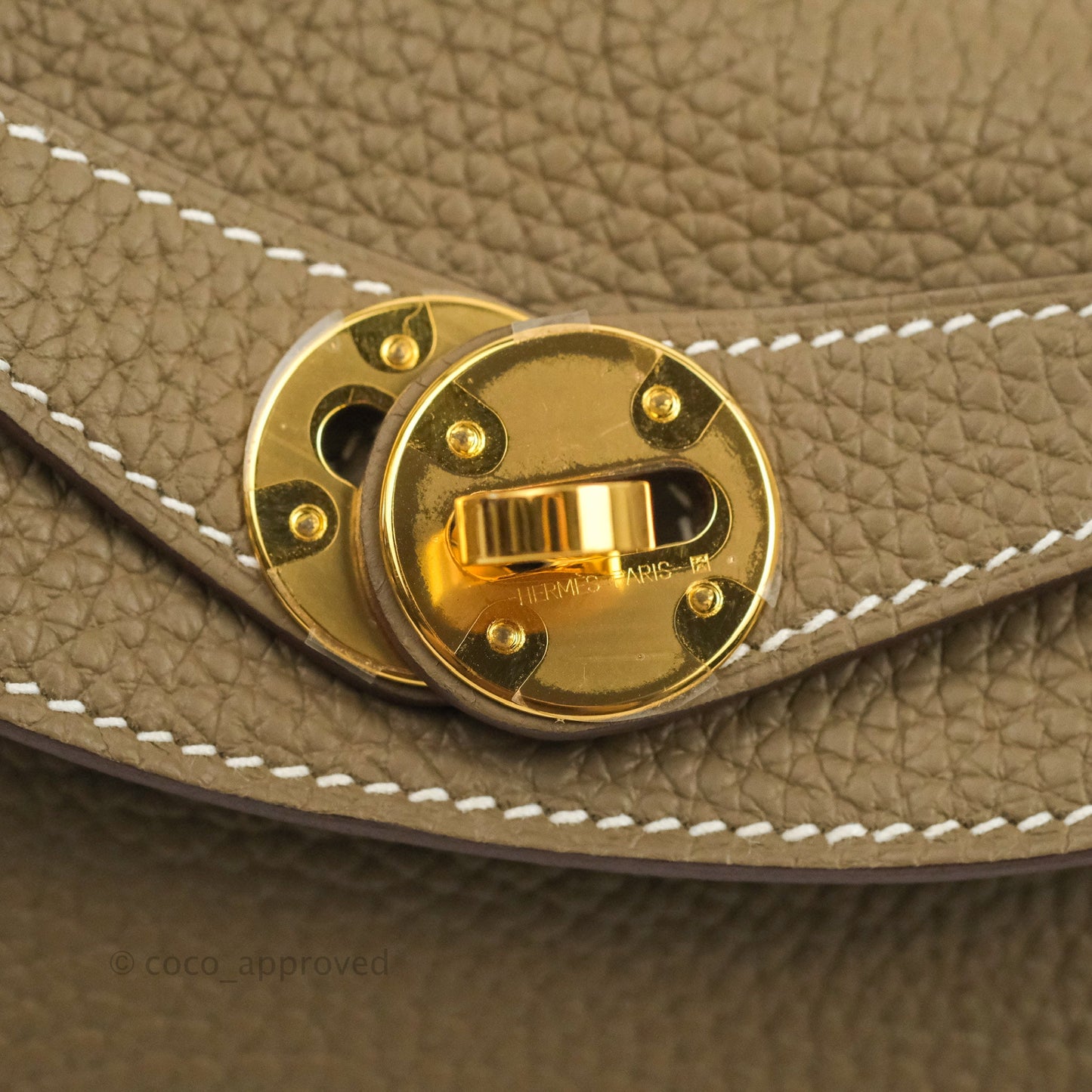 Hermès Lindy 26 Etoupe Gold Hardware