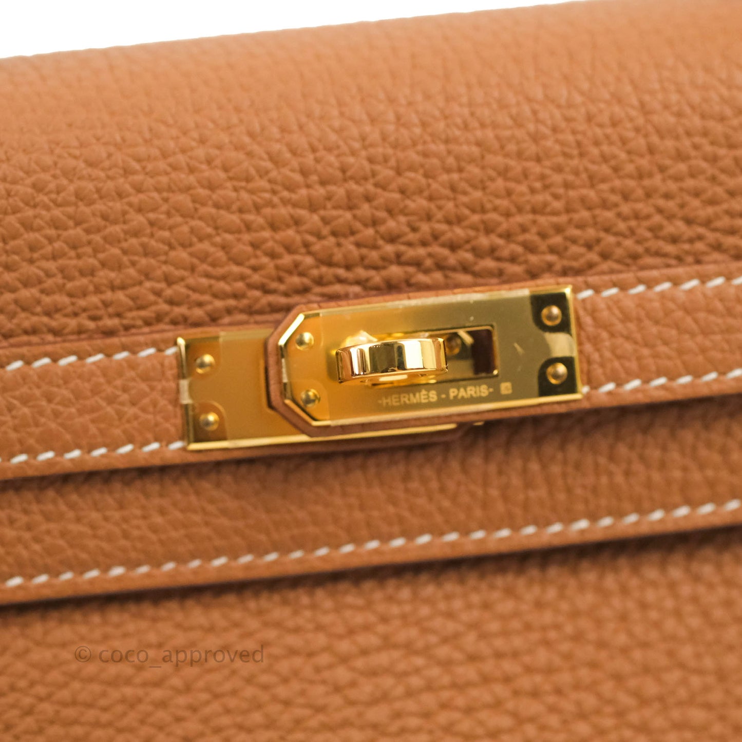 Hermès Retourne Kelly 25 Gold Togo Gold Hardware