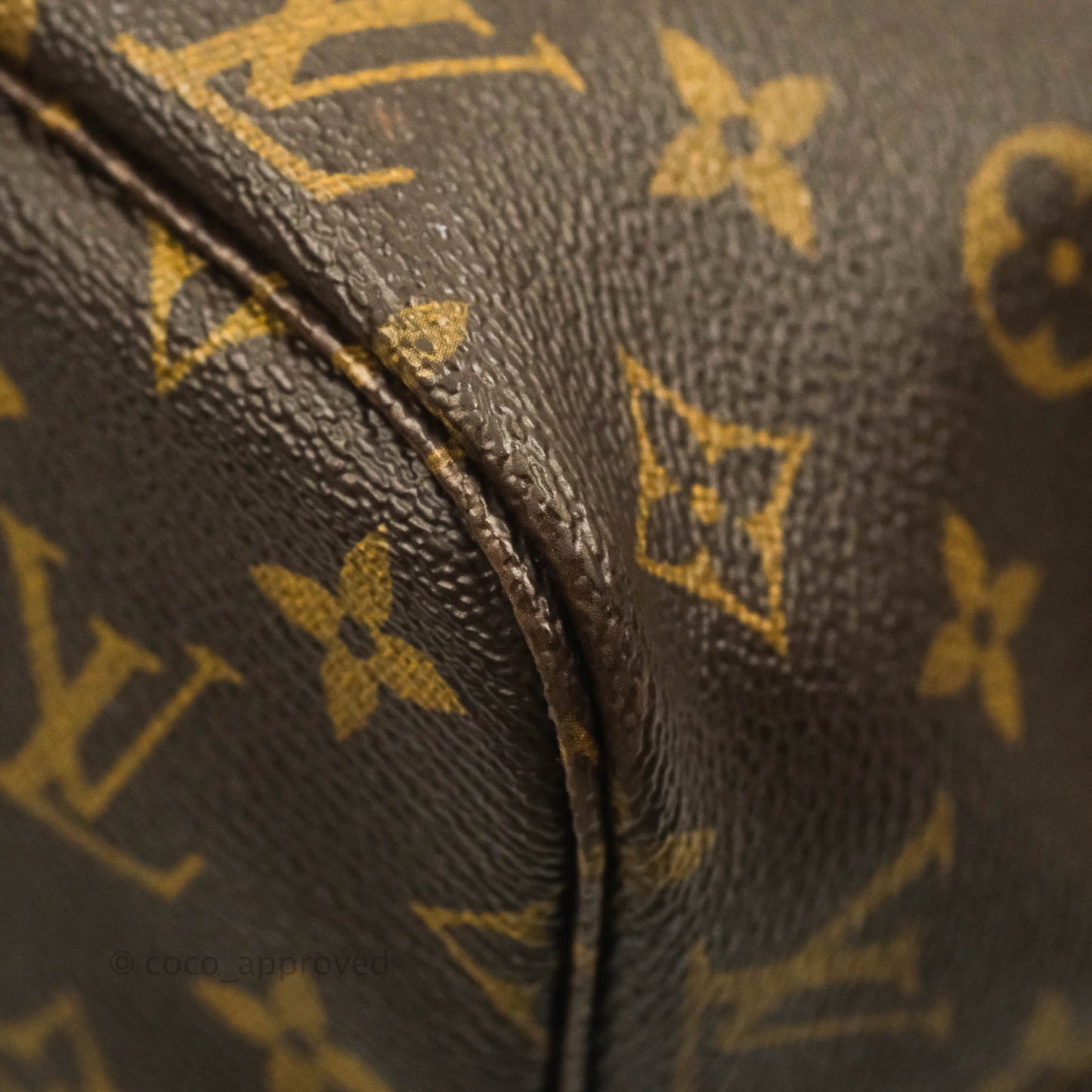 Louis Vuitton Neverfull MM Tote Bag Monogram Canvas