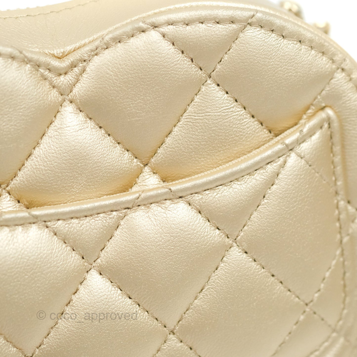 Chanel Small Heart Bag Gold Lambskin Gold Hardware 22S