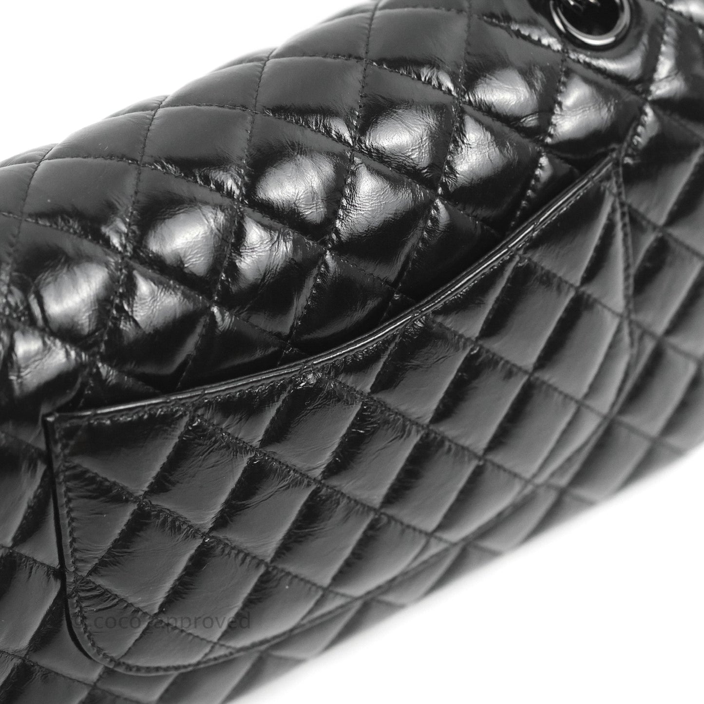 Chanel M/L Medium Classic Quilted Flap So Black Shiny Crumpled Calfskin