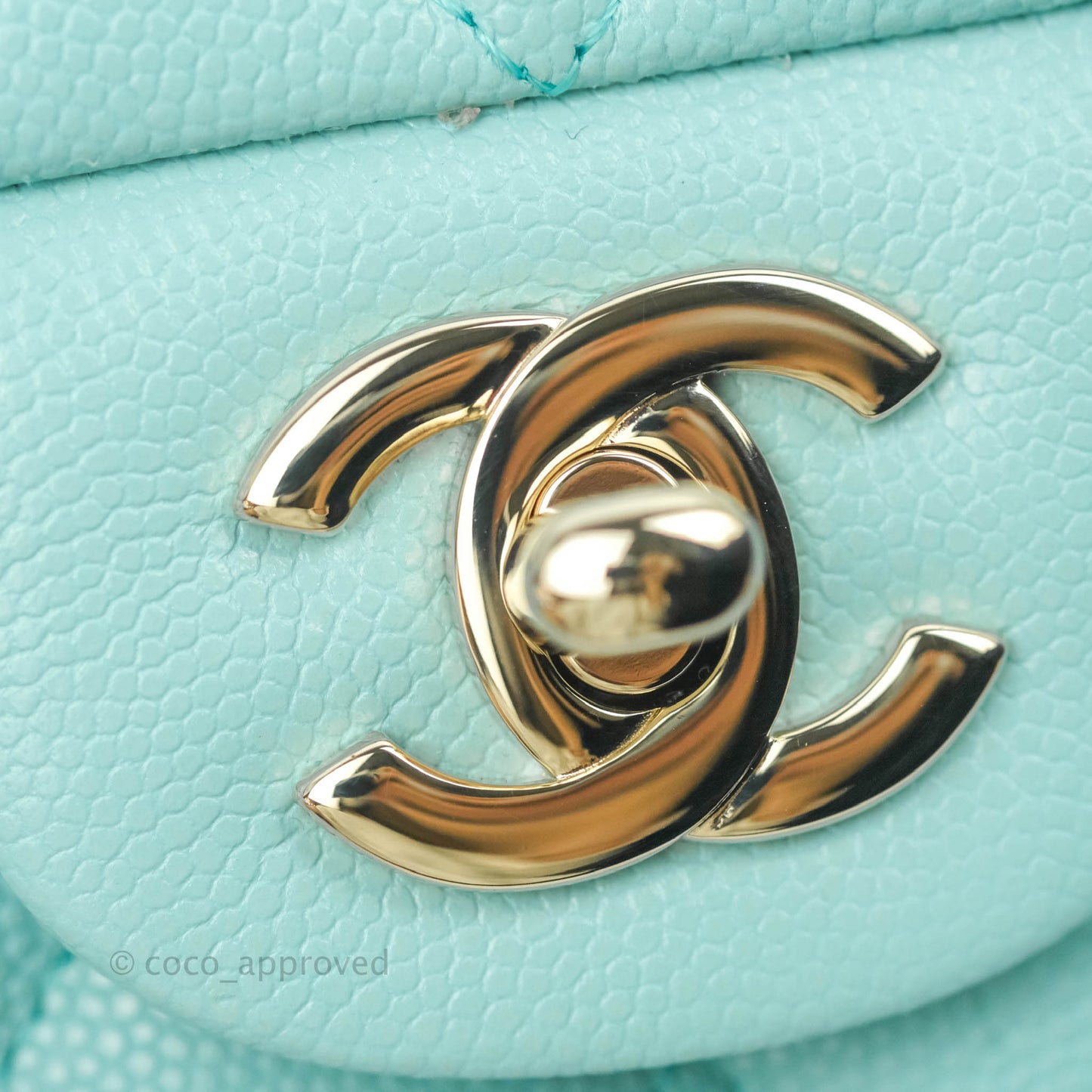 Chanel Classic M/L Medium Flap Quilted Tiffany Blue Caviar Gold Hardware