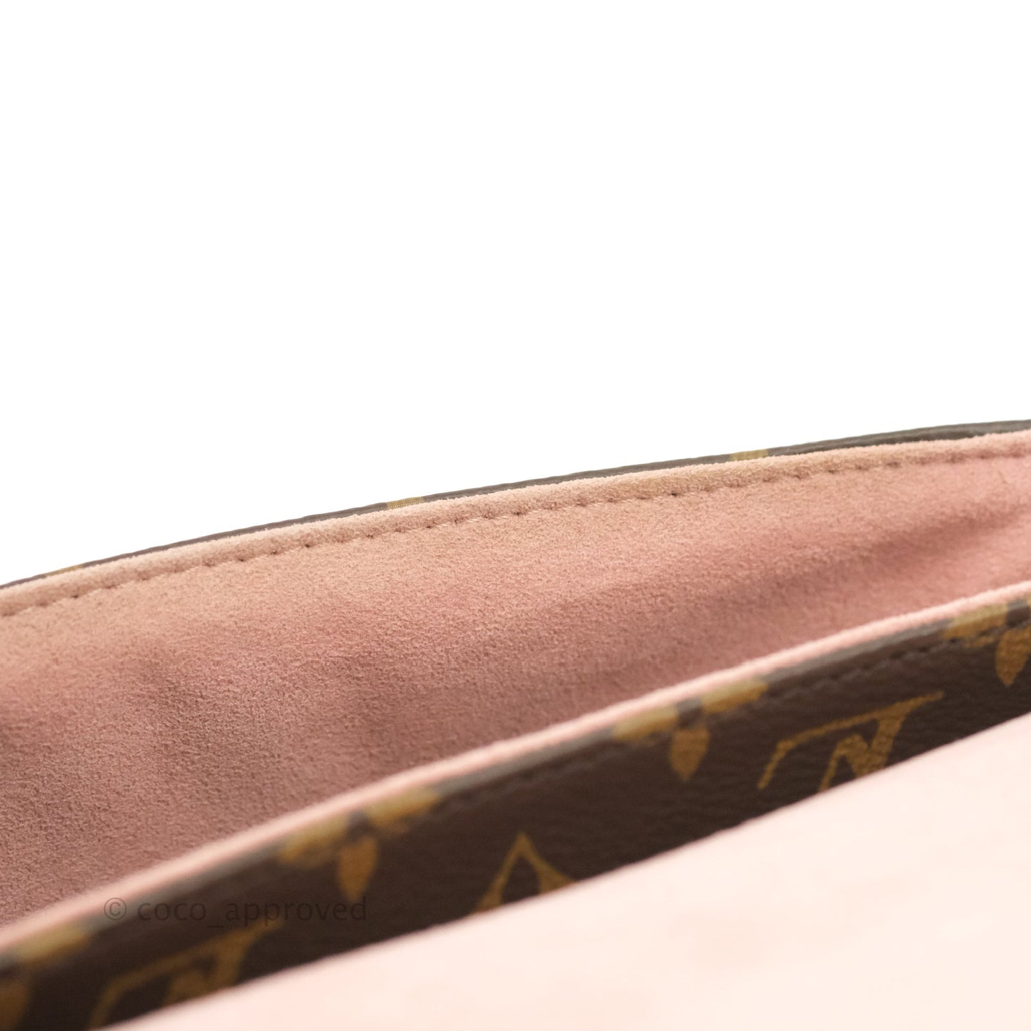 Louis Vuitton Monogram Locky BB Rose Poudre