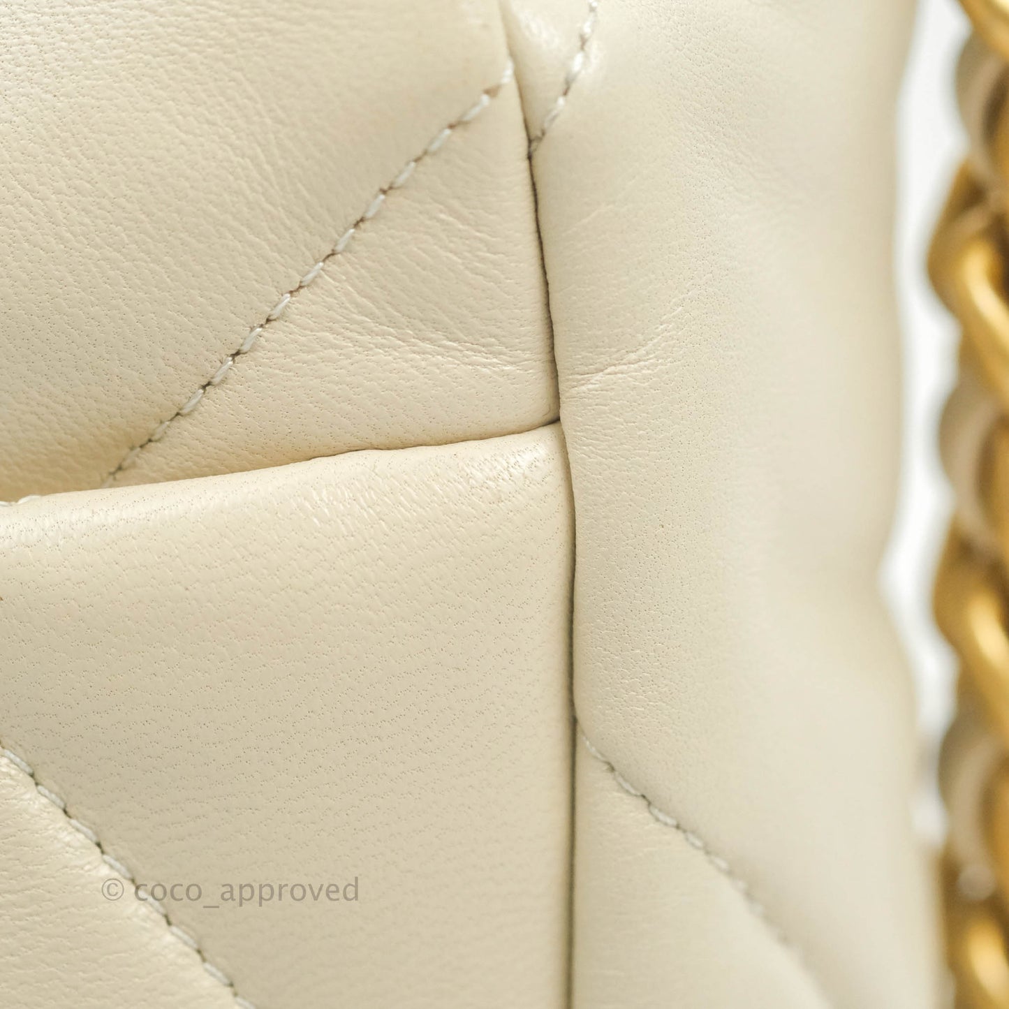 Chanel 19 Medium Beige Mixed Hardware