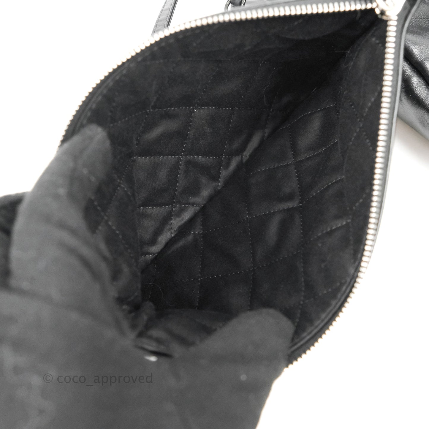 Chanel 22 Bag Black Calfskin So Black Hardware