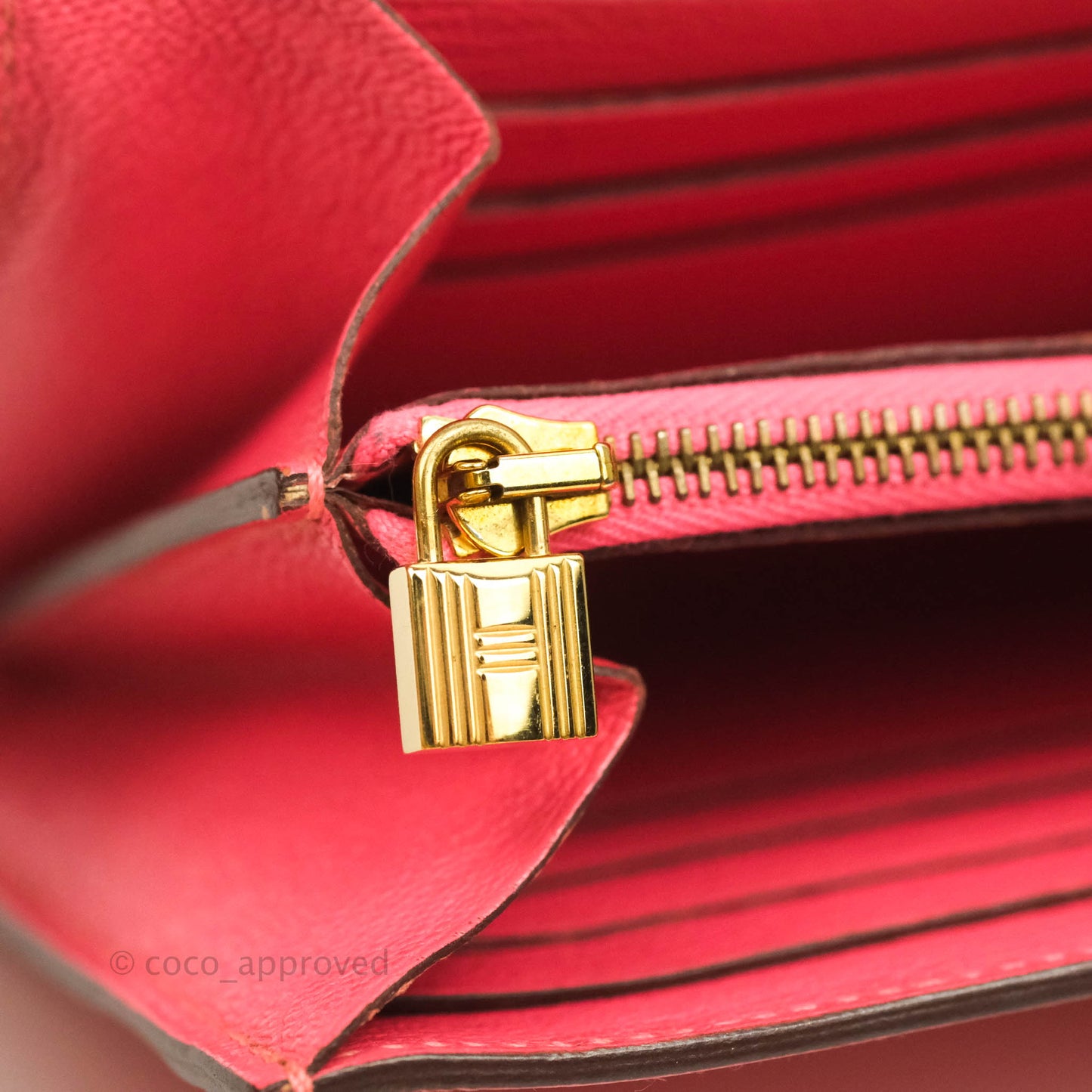 Hermès Kelly Wallet Rose Lipstick Chevre Gold Hardware