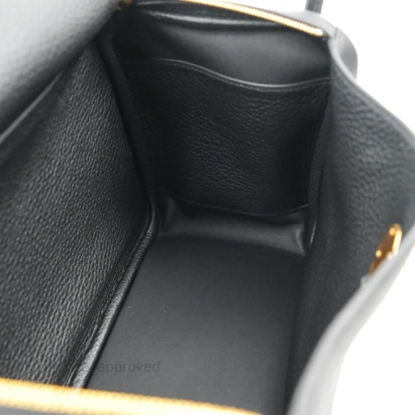 Hermès Lindy 26 Black TC Gold Hardware