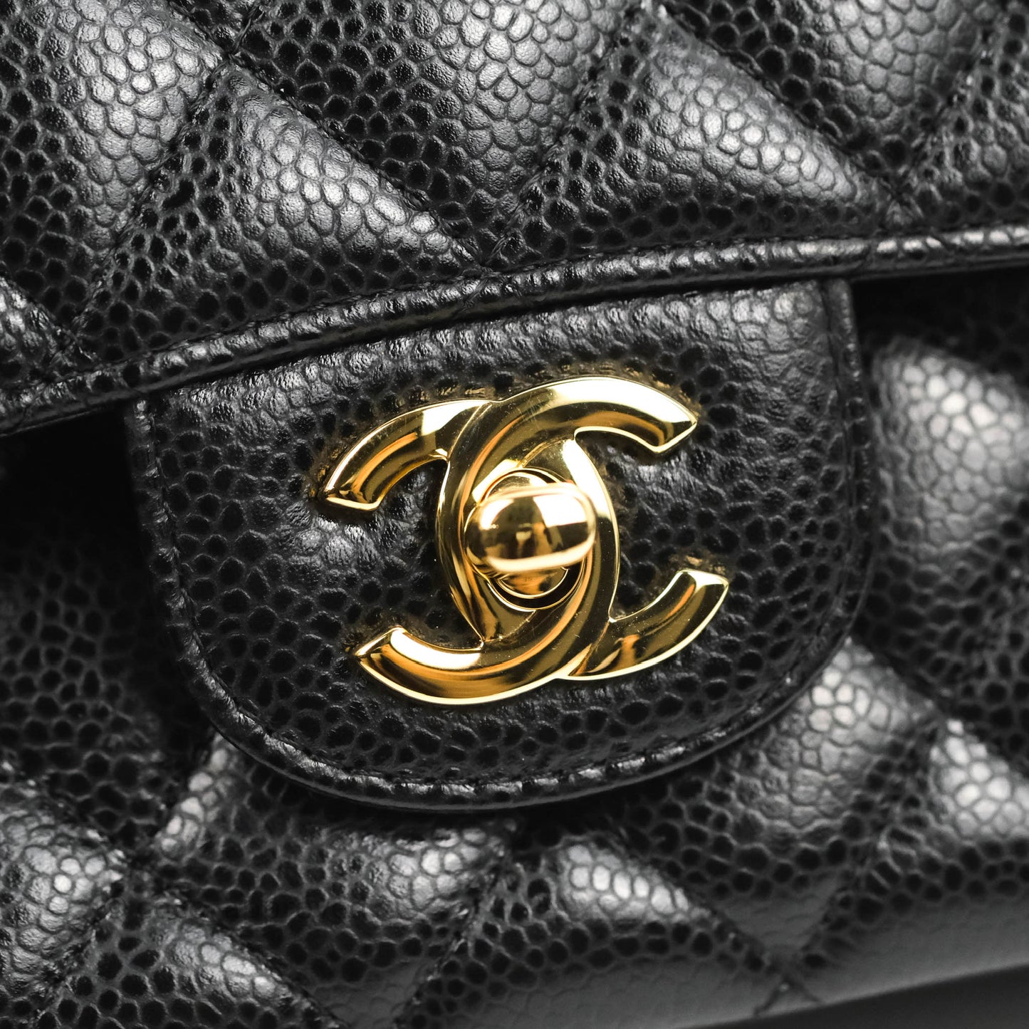 Chanel Classic M/L Medium Double Flap Black Caviar Gold Hardware
