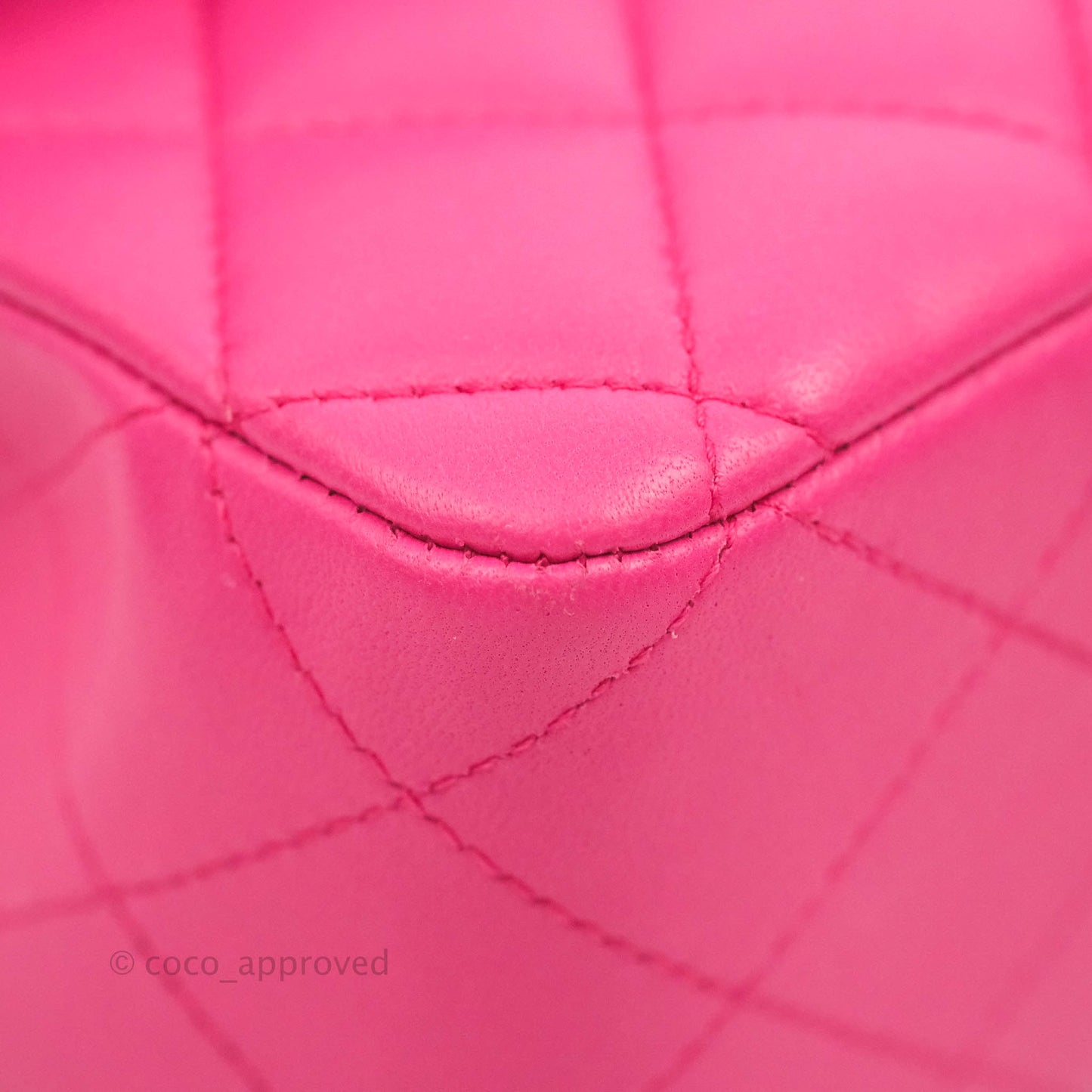 Chanel Classic M/L Medium Flap Quilted Pink Lambskin Gold Hardware