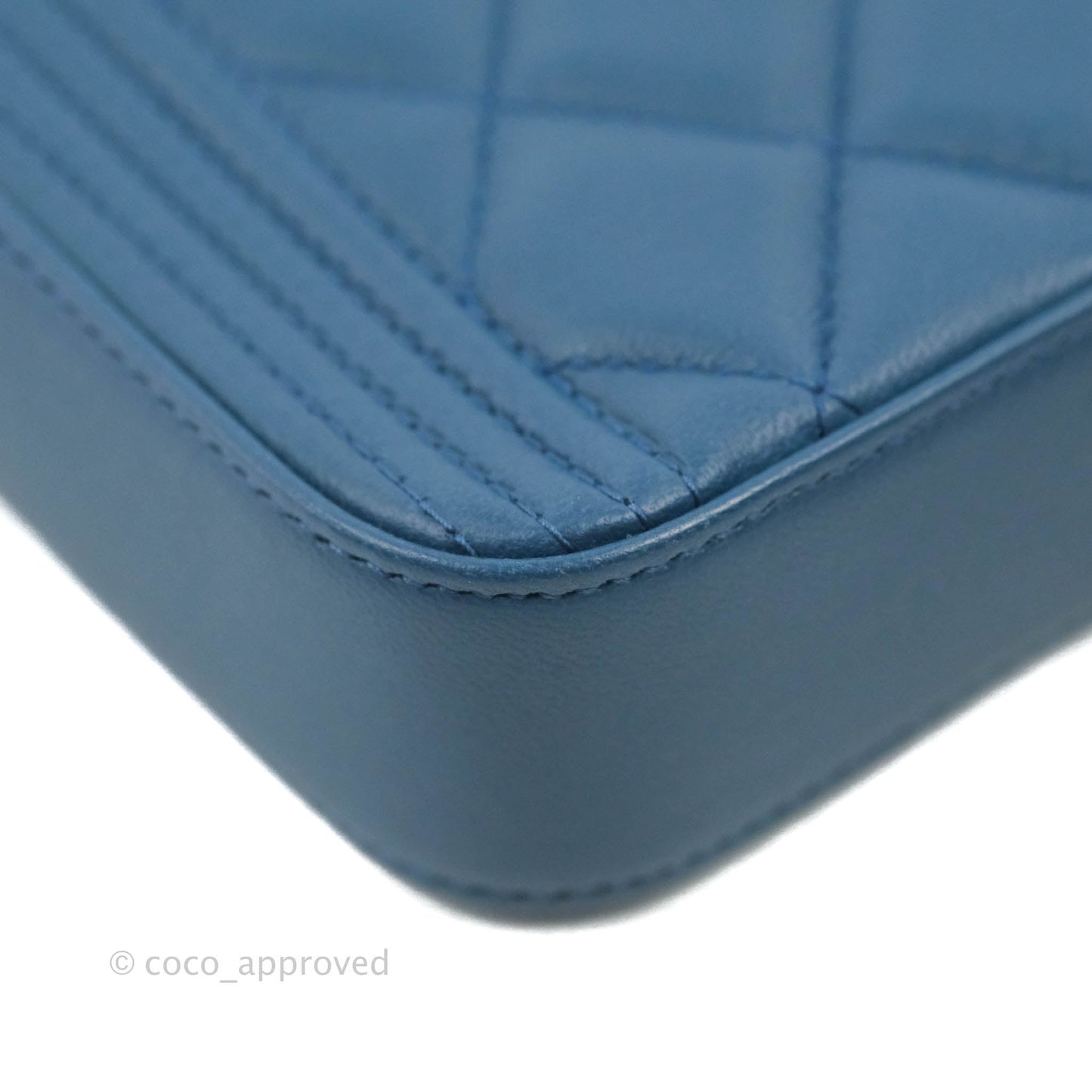 Chanel Boy Double Zip Clutch On Chain Blue Lambskin Aged Gold Hardware