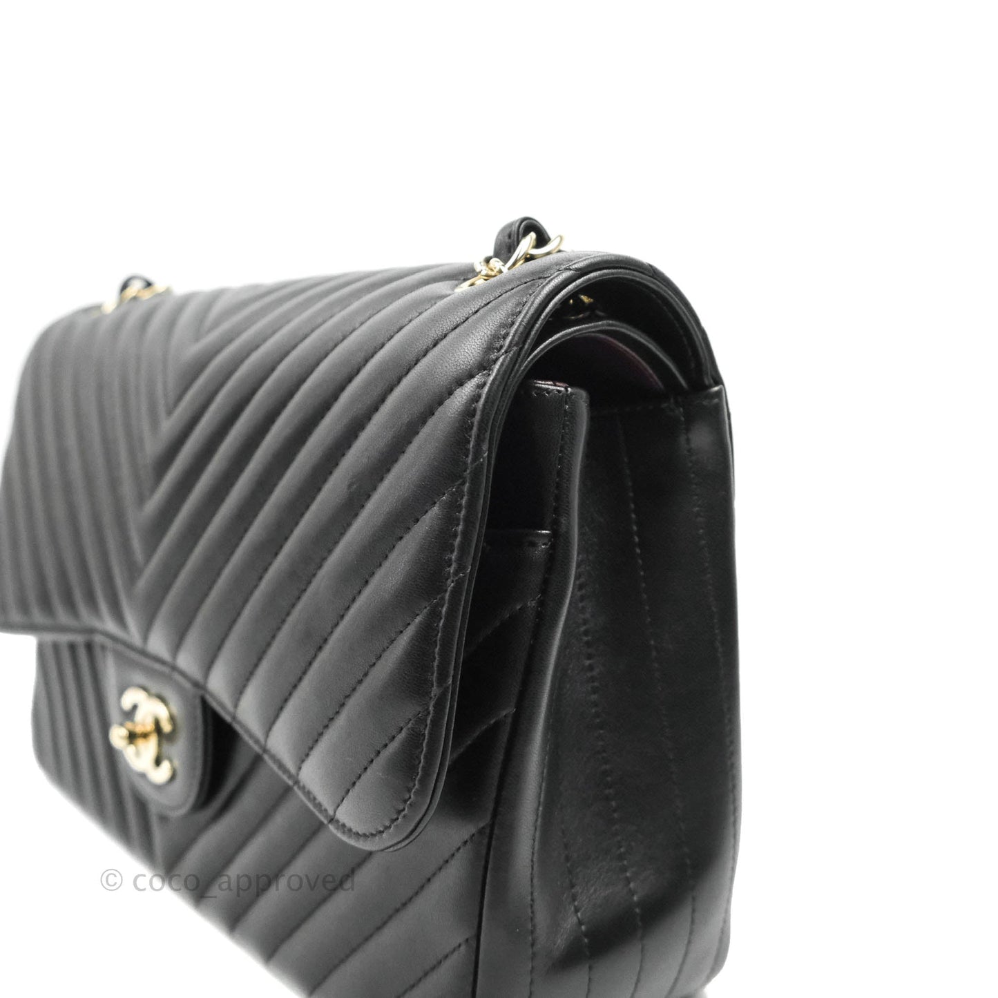 Chanel Jumbo Chevron Double Flap Black Lambskin Gold Hardware⁣⁣