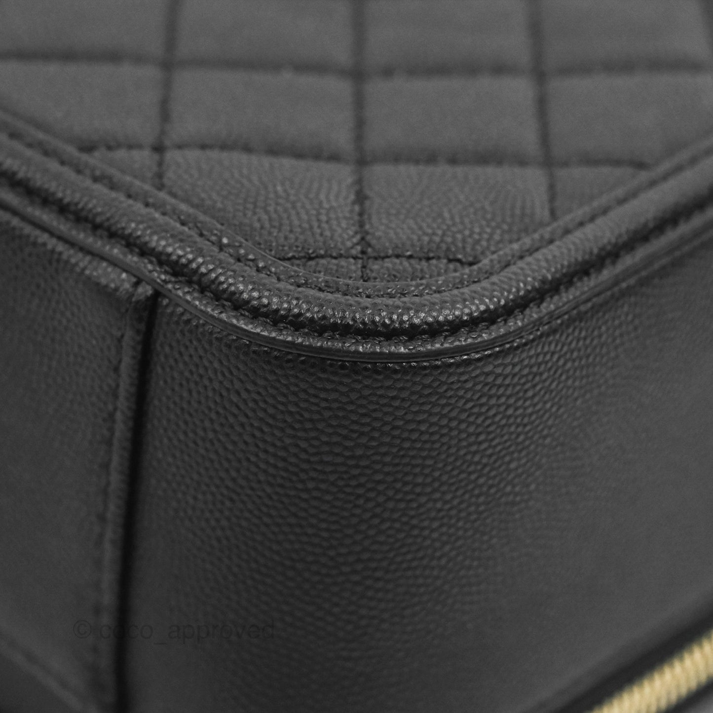 Chanel Quilted Large CC Filigree Vanity Case Black Caviar Gold Hardware