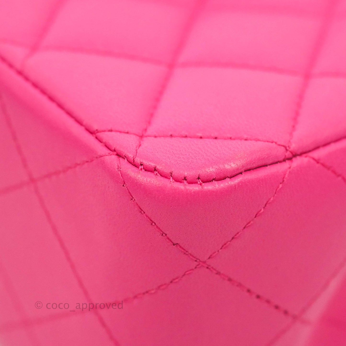 Chanel Classic M/L Medium Flap Quilted Pink Lambskin Gold Hardware
