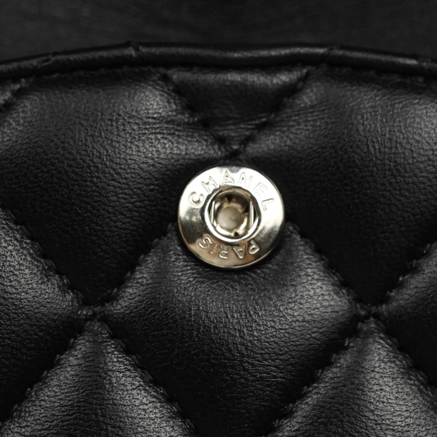 Chanel Classic Quilted M/L Medium Double Flap So Black Lambskin