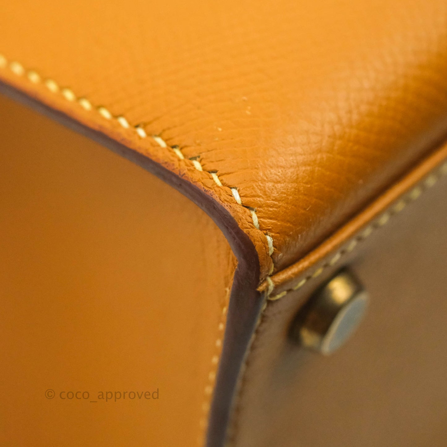 Hermès Vintage Kelly 28 Gold Epsom Gold Hardware