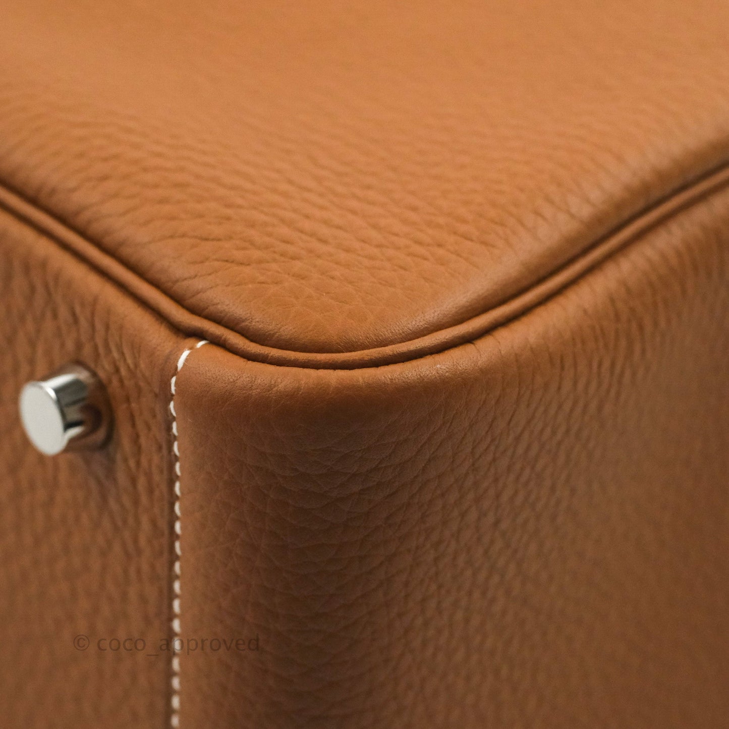 Hermès Lindy 26 Gold Clemence Palladium Hardware