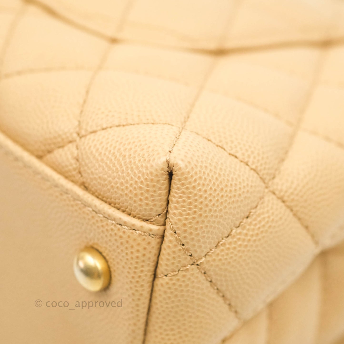 Chanel Small Coco Handle Quilted Beige Caviar Gold Hardware Lizard Embossed Handle