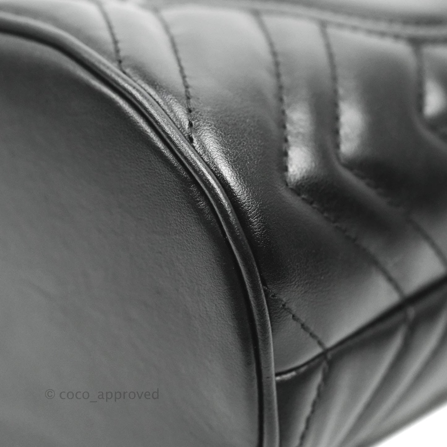 Gucci GG Marmont Mini Leather Bucket Bag Black