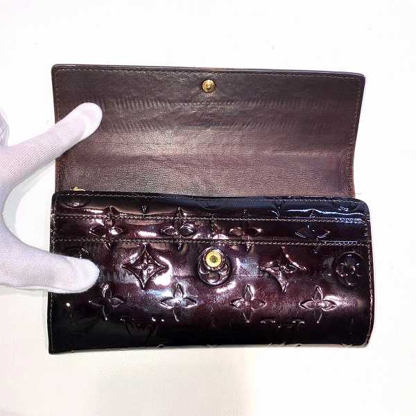 Louis Vuitton Vernis Sarah Wallet M93524