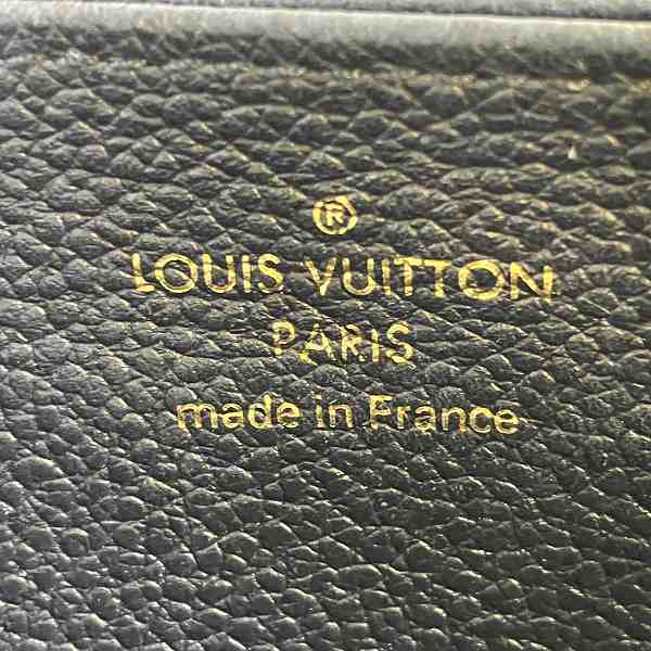Louis Vuitton Monogram Zippy Wallet M62121