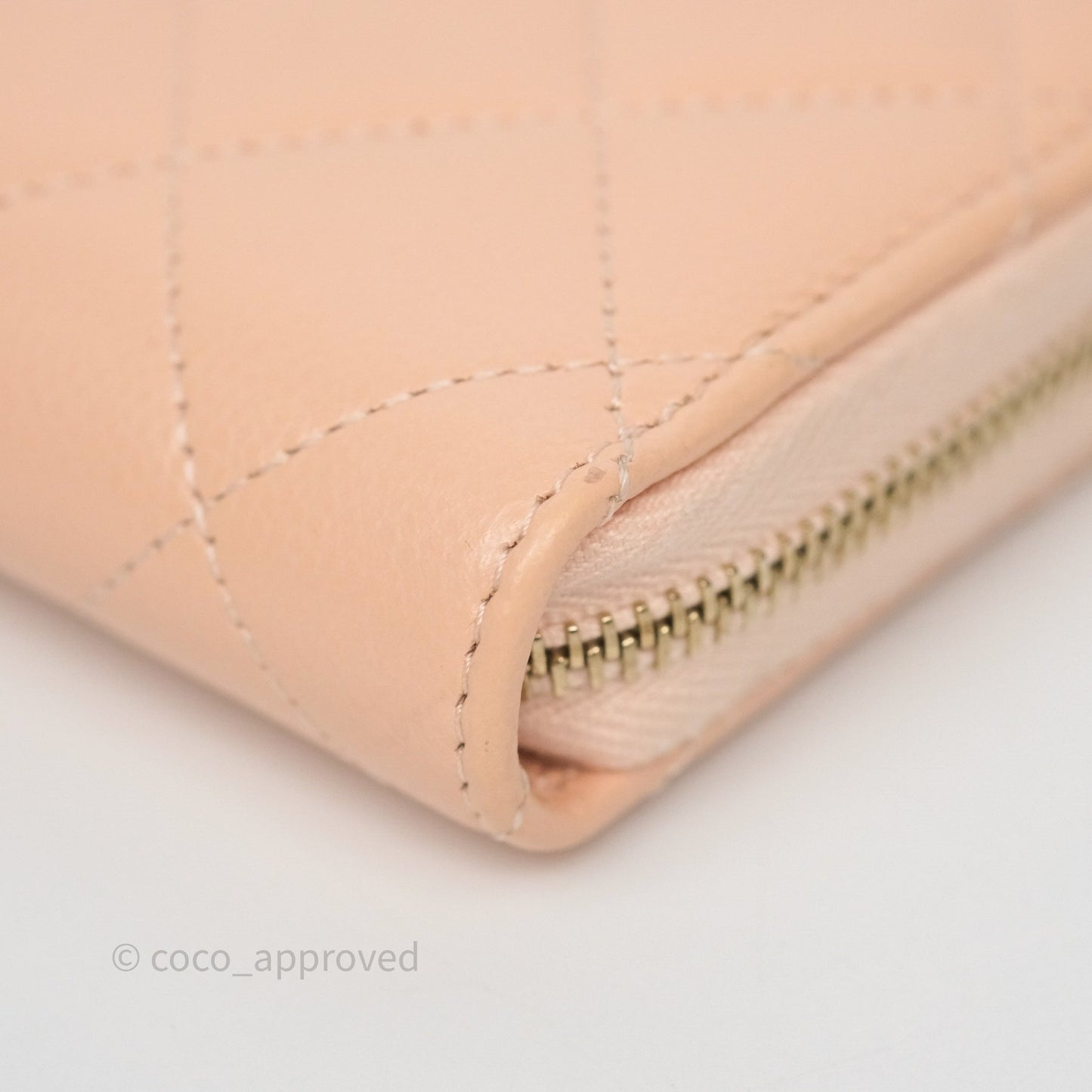 Chanel Classic Zipped Coin Purse Salmon Pink Caviar Gold Hardware
