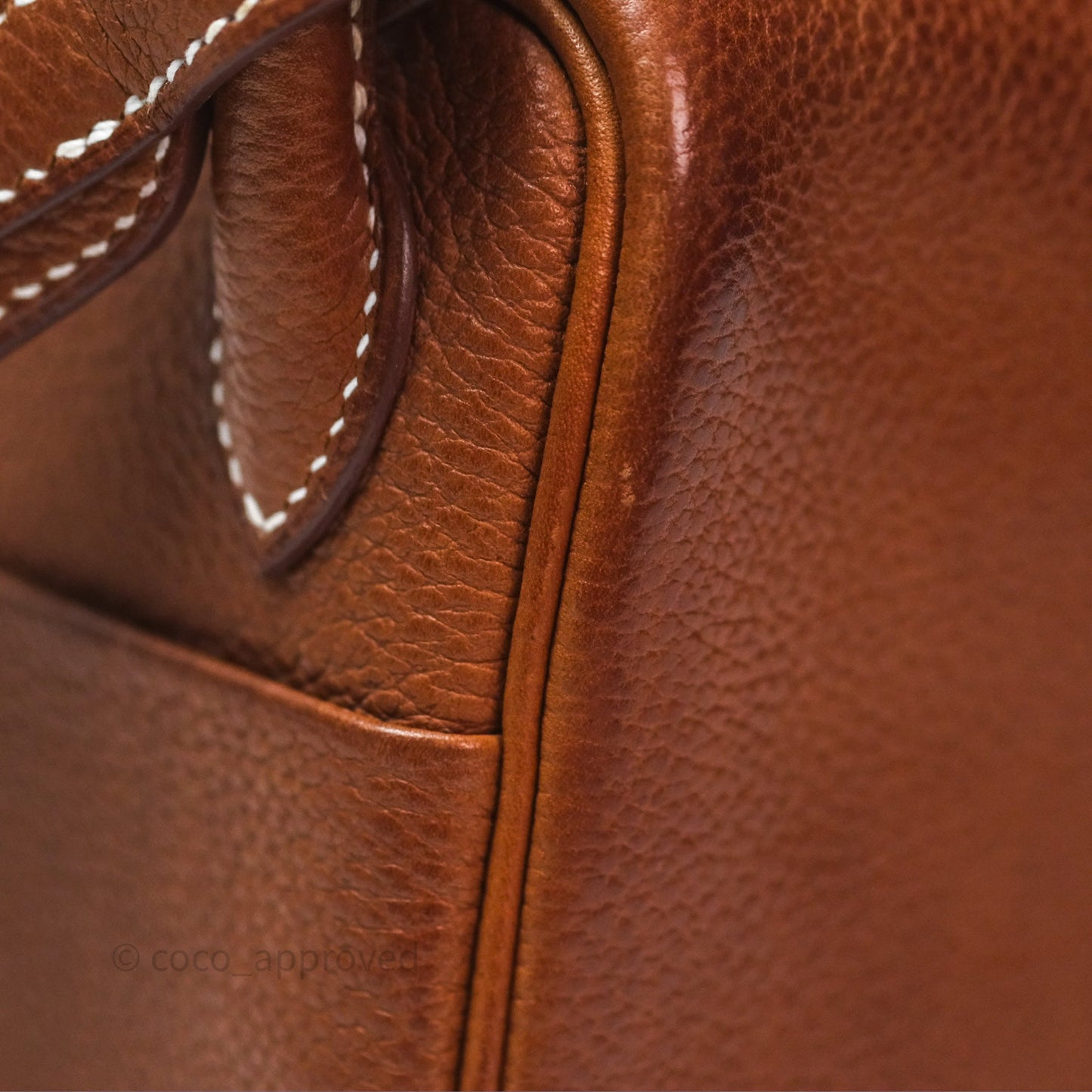 Hermès Mini Lindy 20 Fauve 34 Barenia Gold Hardware