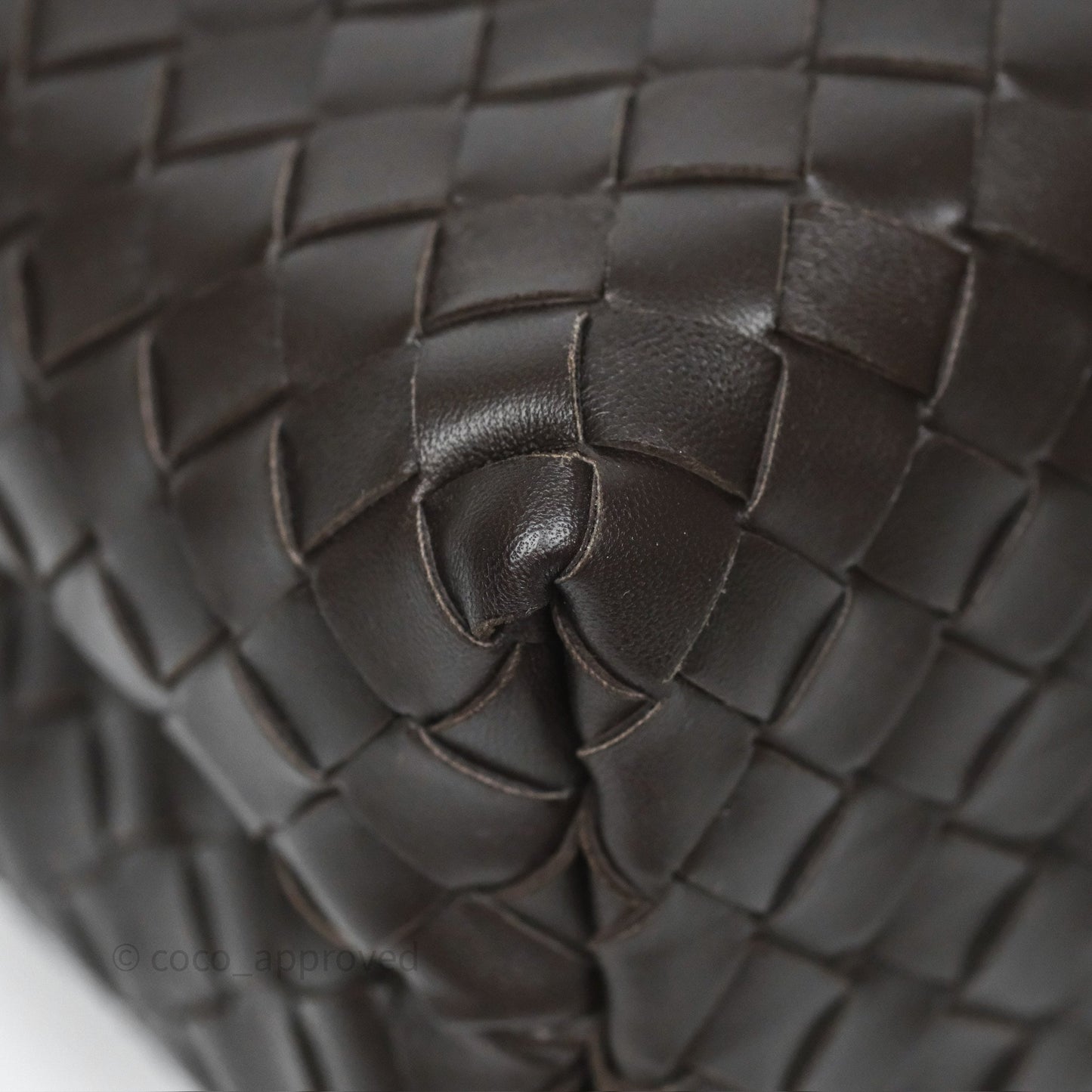 Bottega Veneta Medium Andiamo Bag Fondant Brown Intrecciato Lambskin