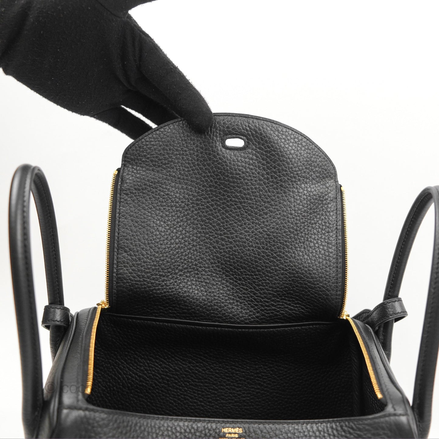 Hermès Lindy 26 Black Clemence Gold Hardware