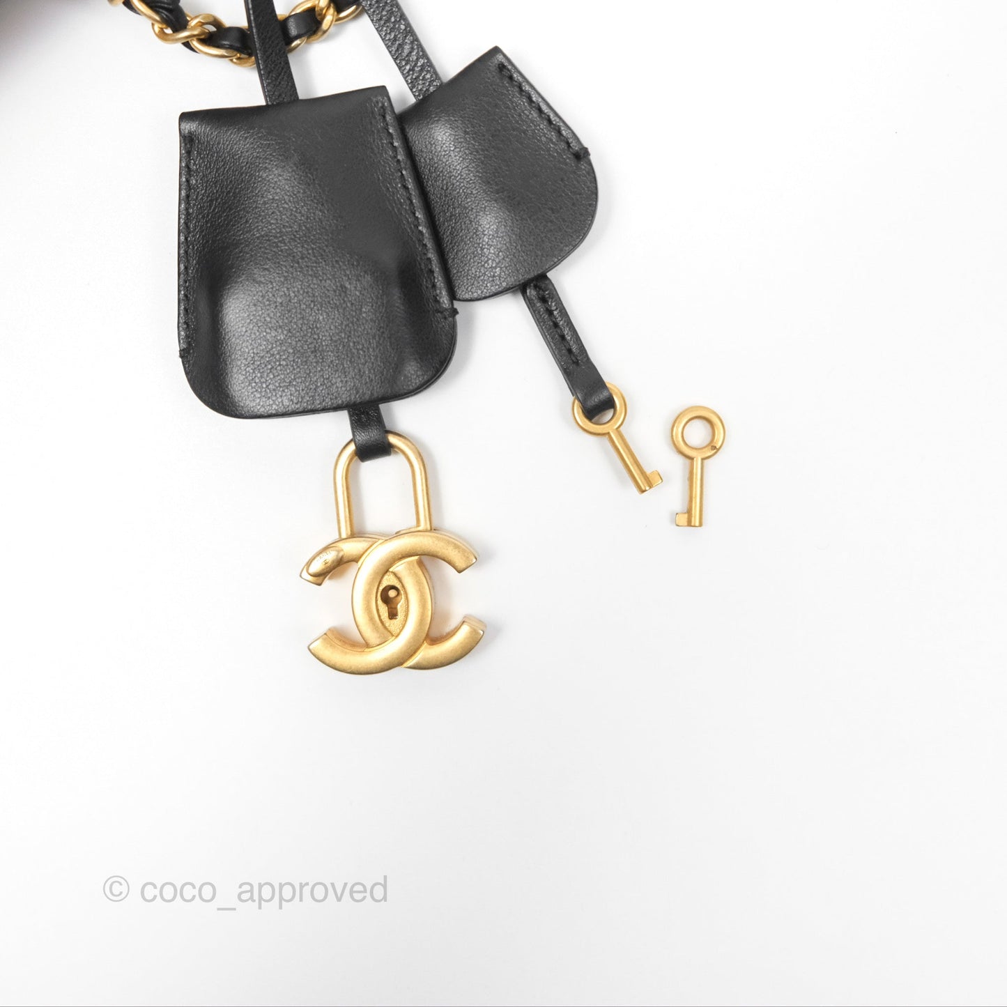 Chanel Quilted Small CC Filigree Vanity Case Beige Black Caviar Gold Hardware