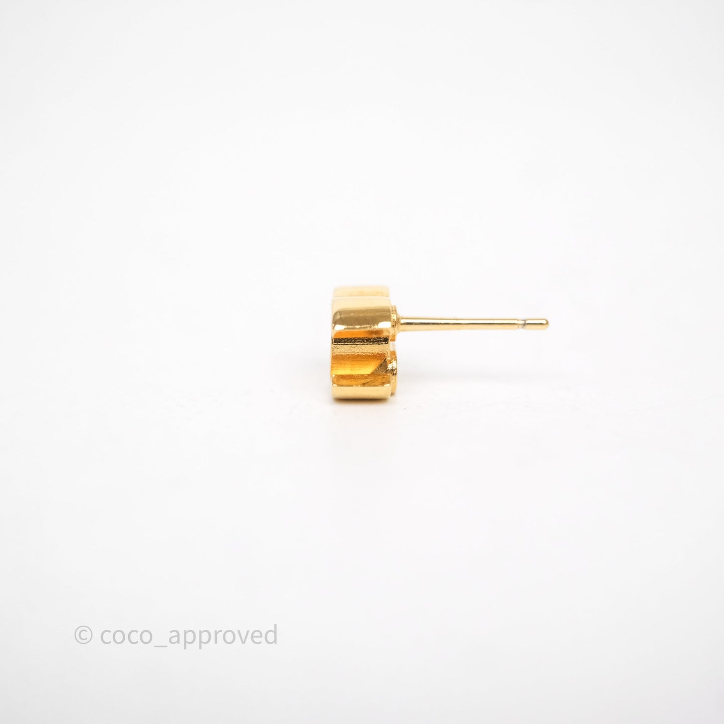 Chanel CC Earrings Gold Tone 26P