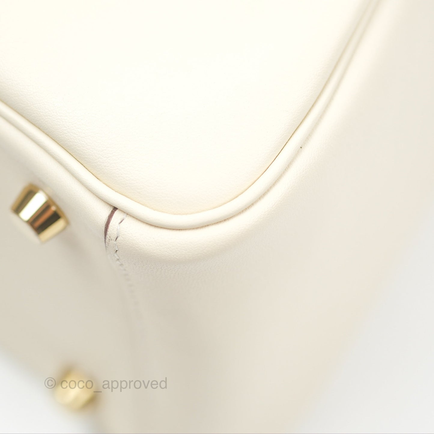 Hermès Lindy 26 Nata/Lime Swift Gold Hardware