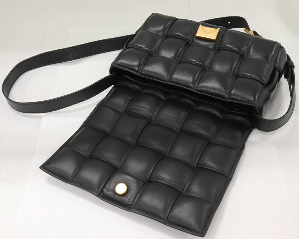 Luxury Bottega Veneta Padded Cassette Lambskin Shoulder Bag