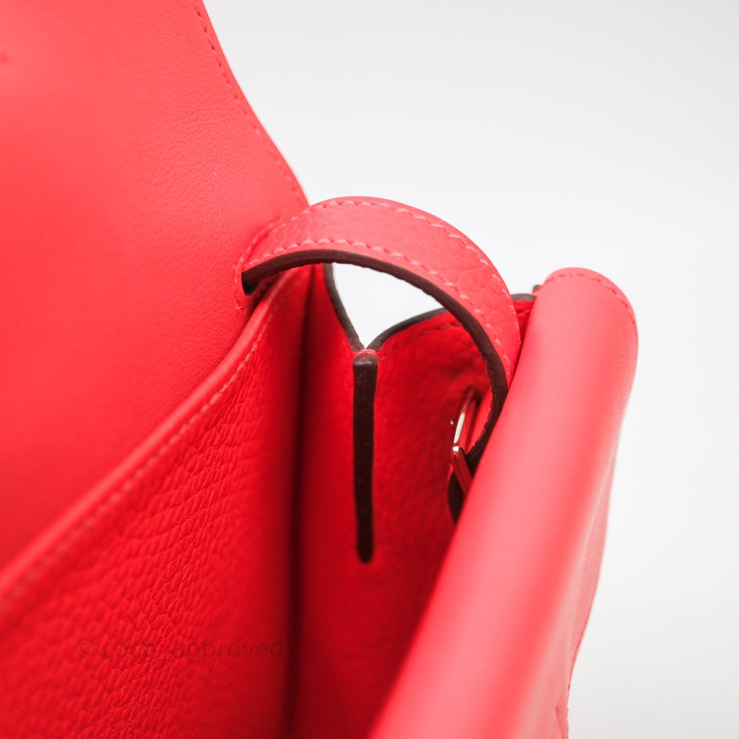 Hermès Halzan 25 Taurillon Cleme Rose Texas 0E Clemence Palladium Hardware