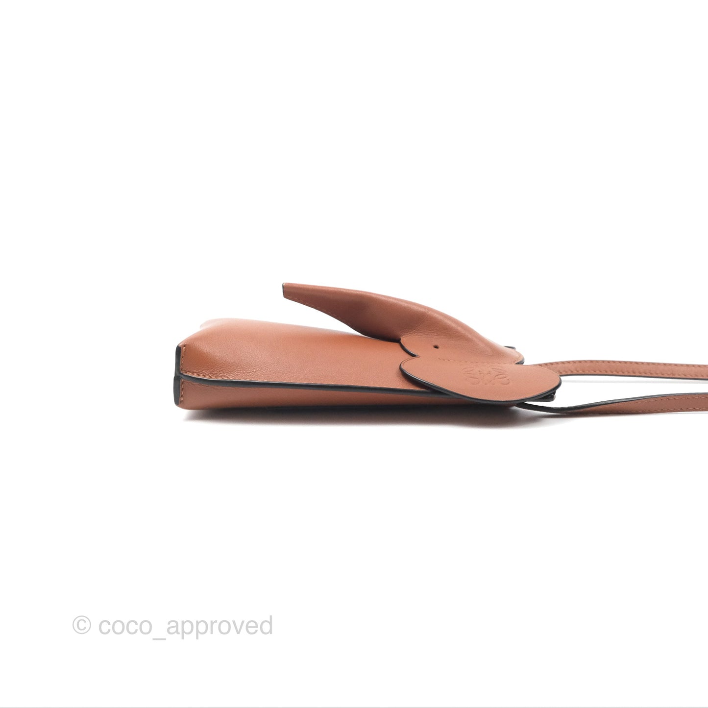 Loewe Elephant Pocket in Classic Calfskin Tan