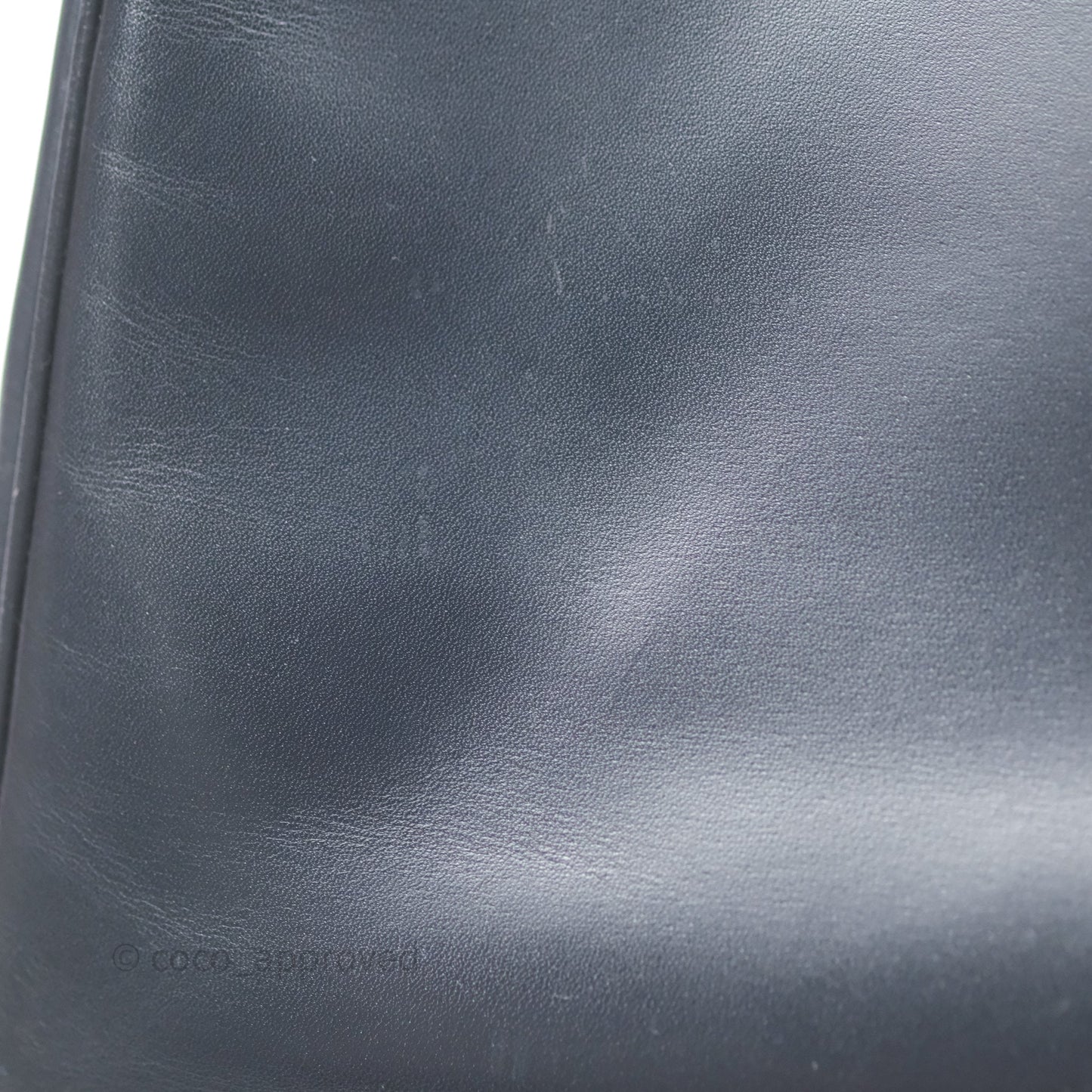 Hermès Vintage Kelly 28 Retourn Navy Box Leather Gold Hardware