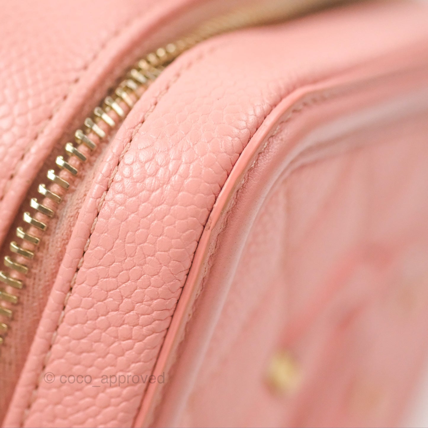 Chanel Quilted Small CC Filigree Vanity Case Dusty Pink Caviar Gold Hardware