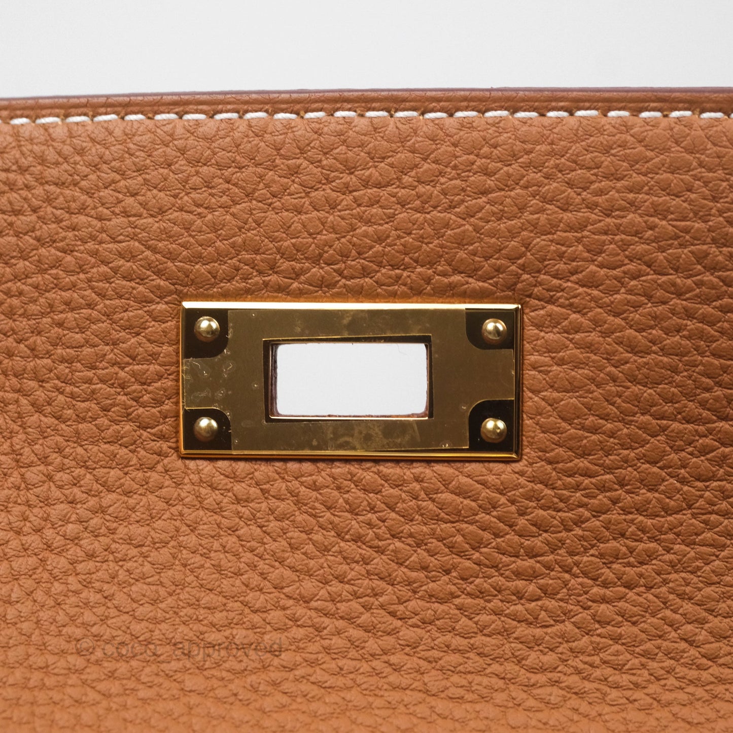 Hermès Kelly 28 Retourne Gold 37 Togo Gold Hardware